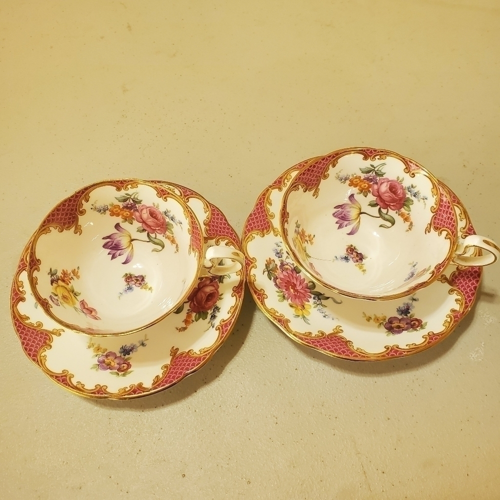 Vintage Aynsley Pink Wilton Bone China Tea Cups & Matching Saucers